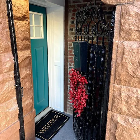 Share This Historic Brownstone With The Host!